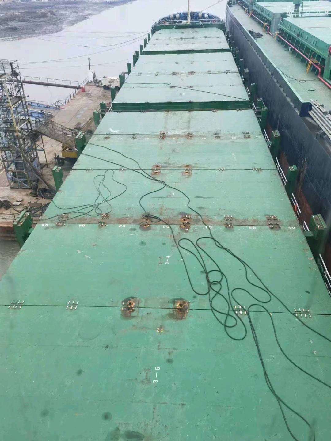 出售558TEU集装箱船Sell 558TEU container ship