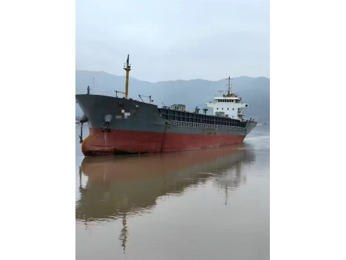出售：3860吨运散水泥船 建造年份：2009年 建造地址：中国图1