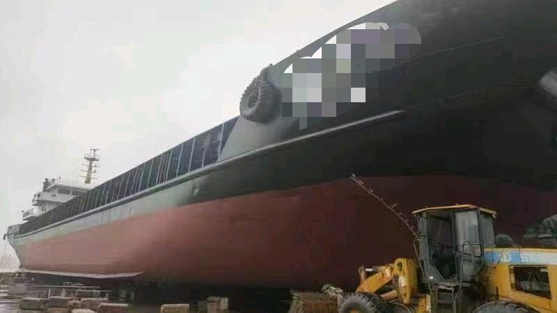 出售5030吨后驾驶甲板驳Sell 5030 tons of back-deck barge
