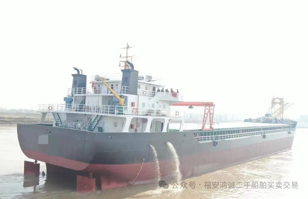 出售：7000吨沿海自卸砂船 建造年份：2021年 建造地址：中国 江苏