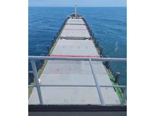 出售:10500吨集散两用船 装载集装箱:475TEU 建造年份:2005年 建造地址:中国 浙江图2