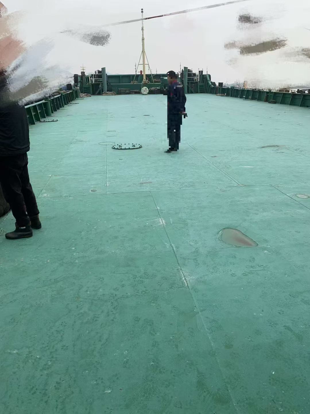 出售 甲板船 500总吨内 双层底