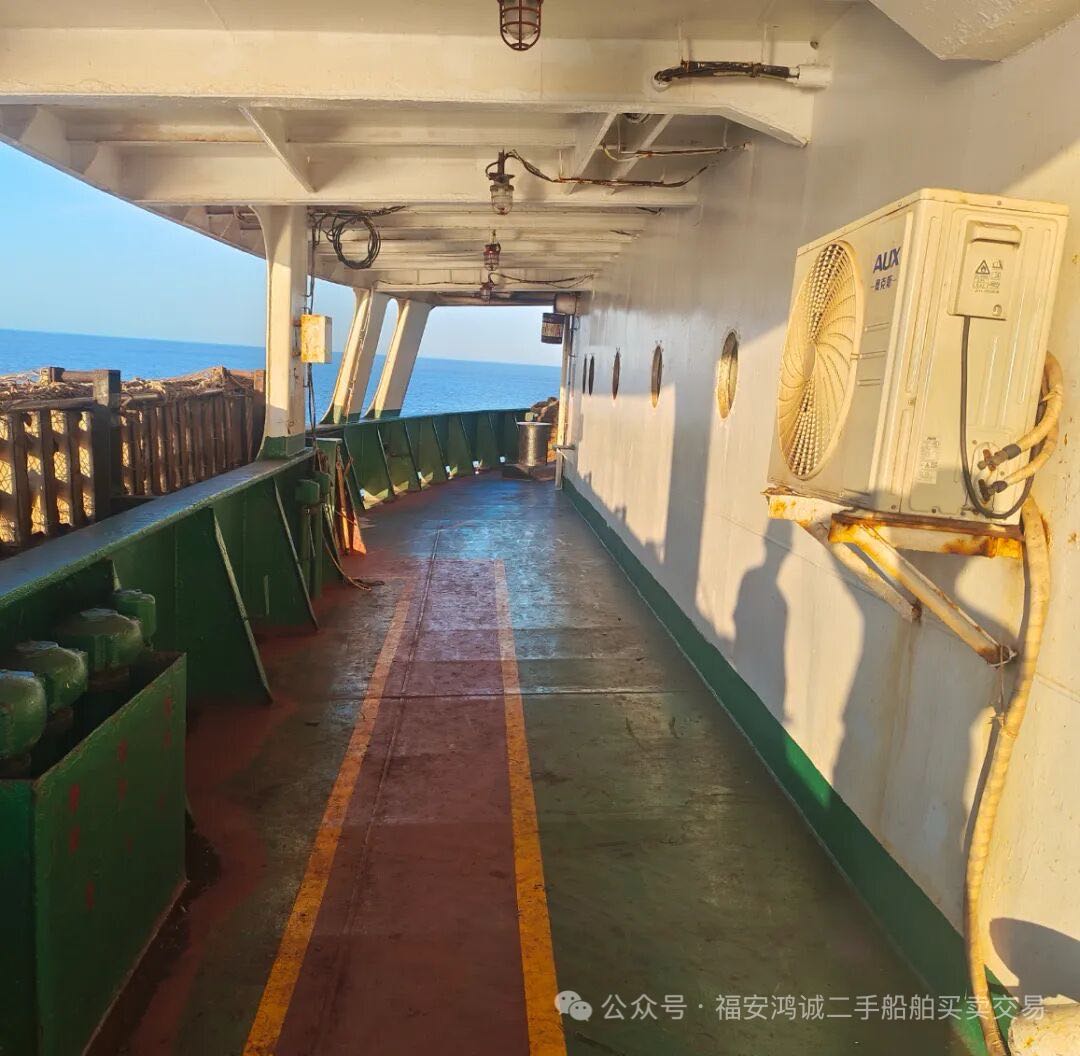 出售：26500吨散货船 建造年份：2011年2月 建造地址：中国 浙江