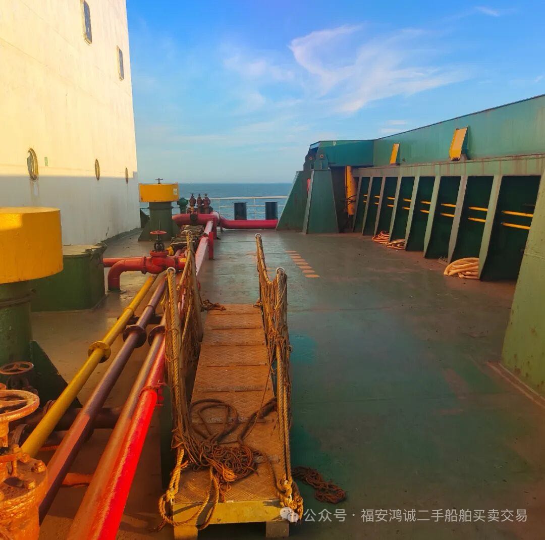 出售：26500吨散货船 建造年份：2011年2月 建造地址：中国 浙江