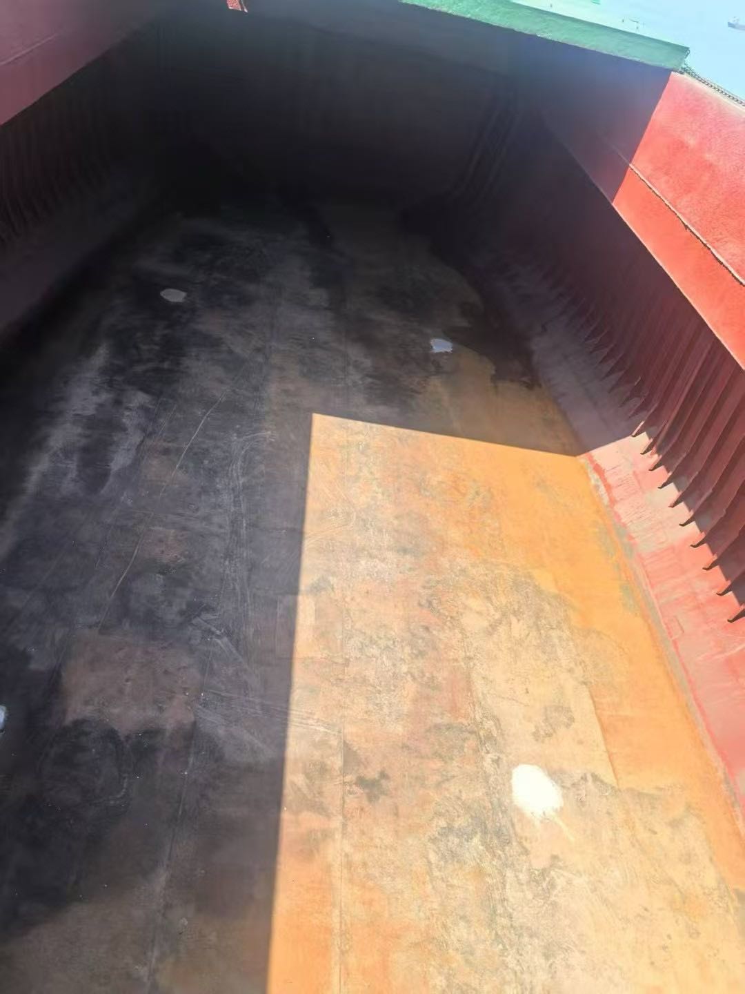 出售：5090吨在航散货船 建造年份：2008年 建造地址：中国