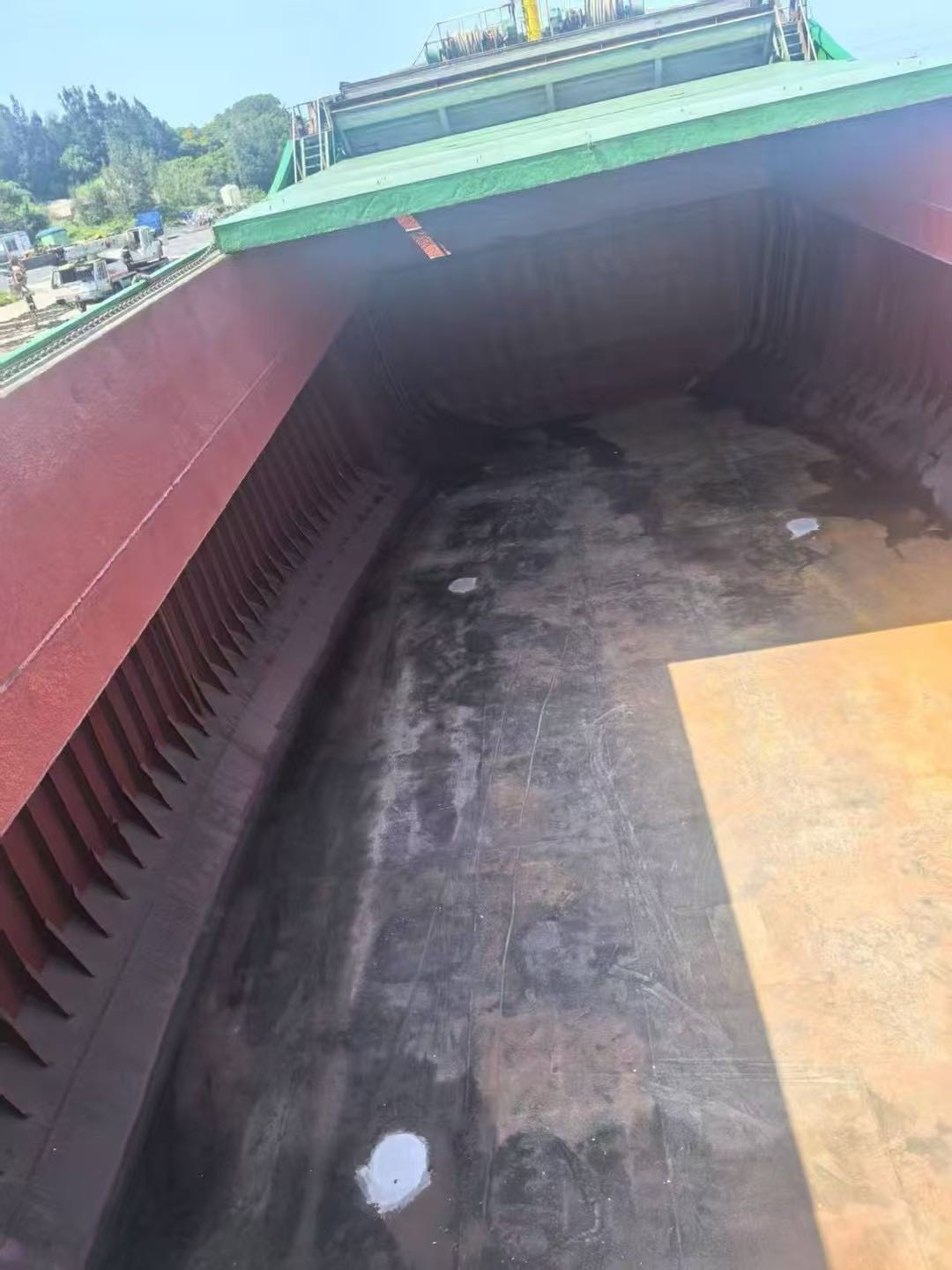 出售：5090吨在航散货船 建造年份：2008年 建造地址：中国