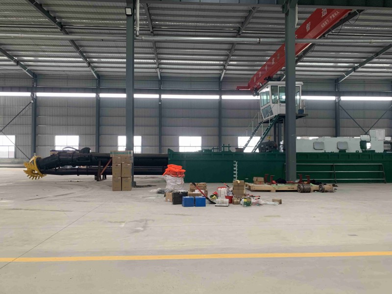 12寸绞吸式挖泥船