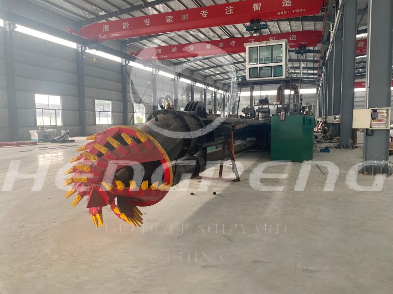 绞吸式挖泥船CSD250