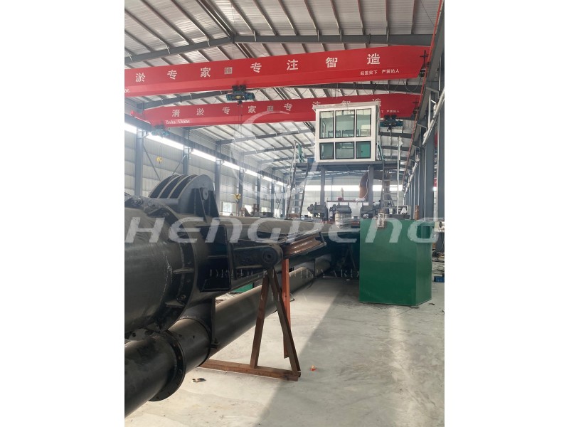 绞吸式挖泥船CSD250