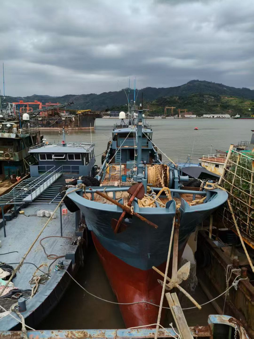 出售2017年500吨供水船