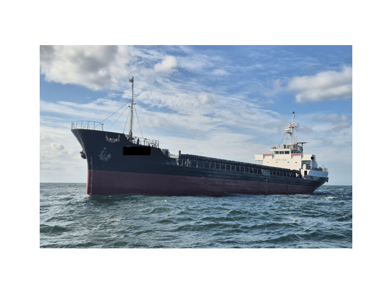 韩国建造 3700吨沿海散货轮