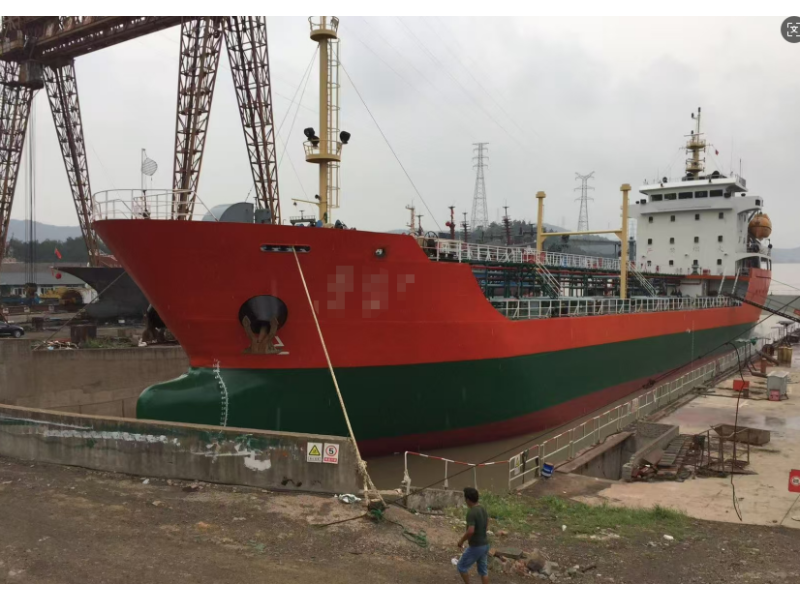 2012年建造3200吨CCS油船出售