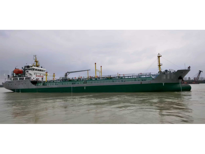 2013年建造4400吨CCS油船出售