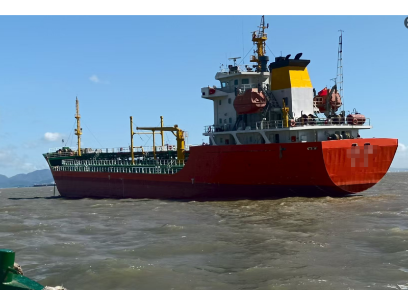 2011年建造4200吨CCS油船出售