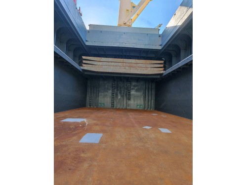 出售8900吨散杂货船NKSell 8900-ton bulk cargo ship NK图1