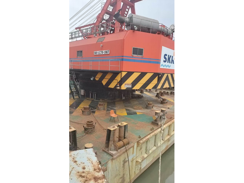 出售2013年造日本SKK13方沿海抓斗挖泥船