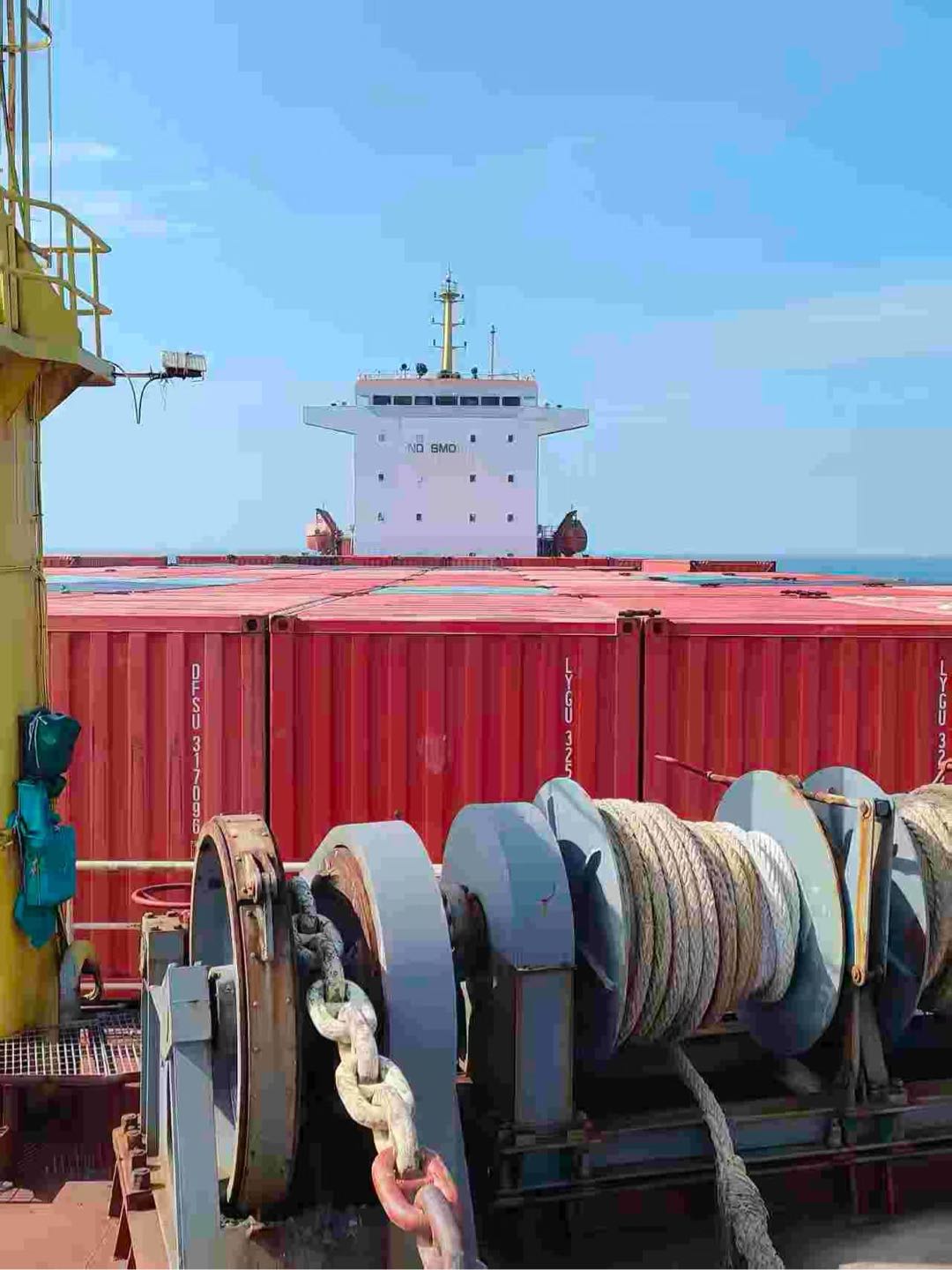 出售：23500吨多用途船 装载标箱：1246TEU 建造年份：2023年12月 建造地址：中国