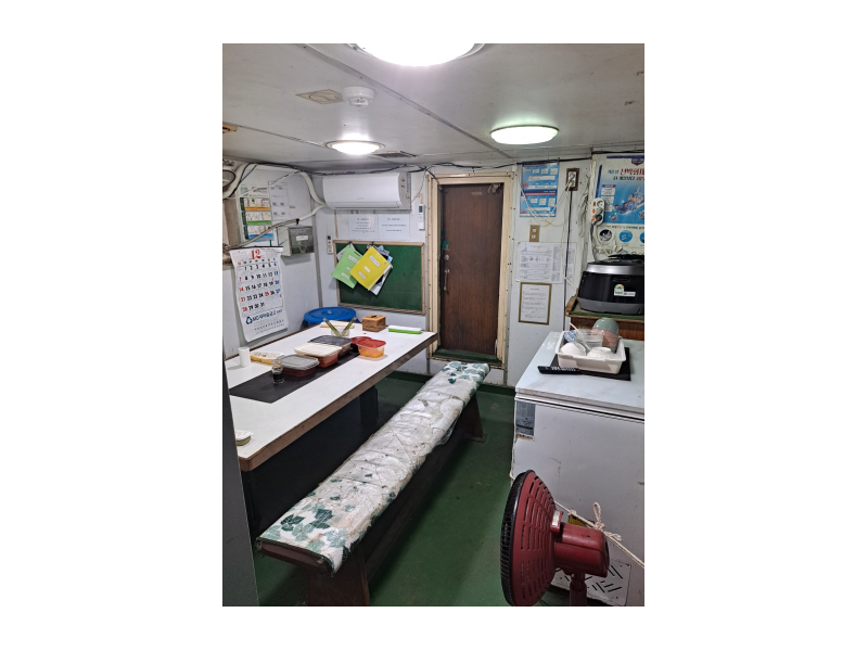 日本建造的 2500吨 沿海 散货船