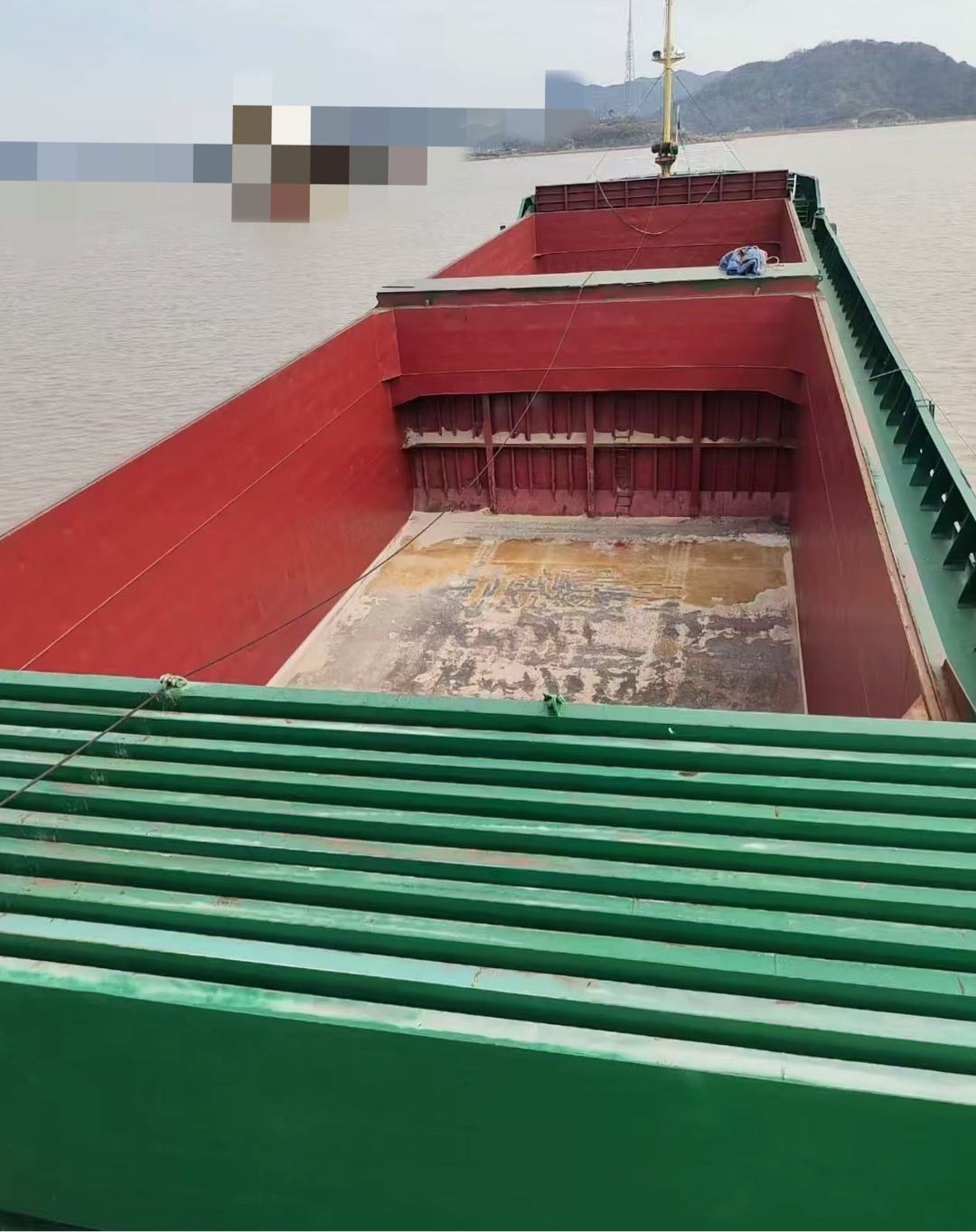 出售：2500吨双壳散货船 建造年份：2020年 建造地址：中国 浙江