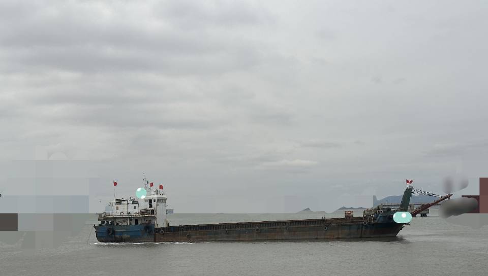 出售1200吨沿海后驾甲板船