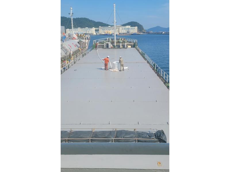 日本建造的3600吨沿海散货船