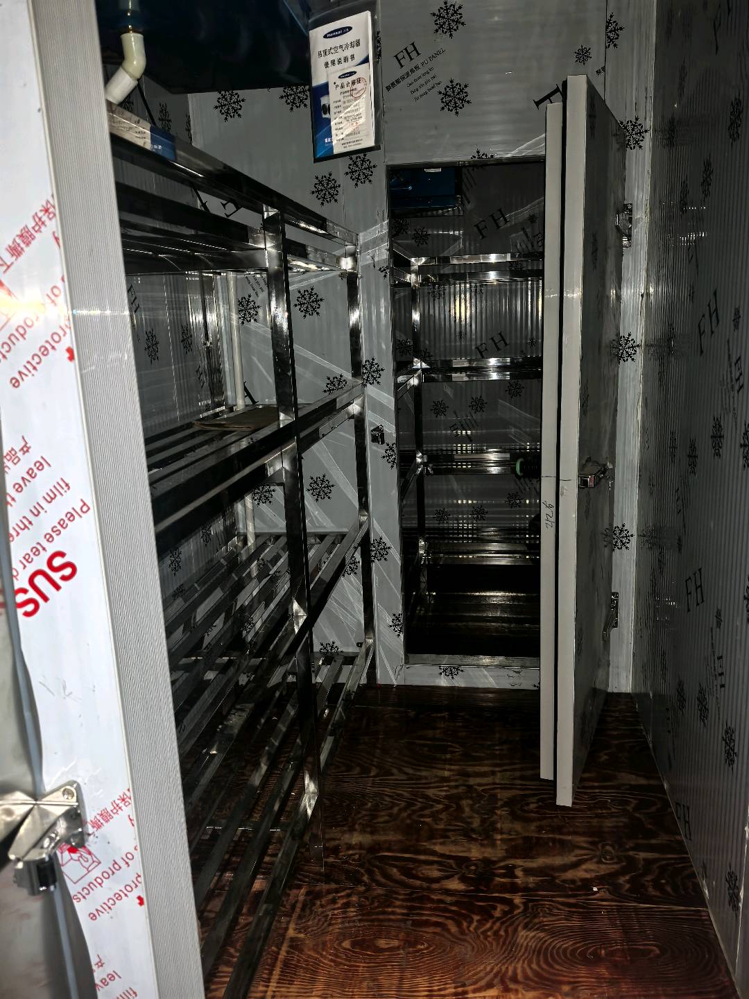 出售10000吨自吸自卸沙船