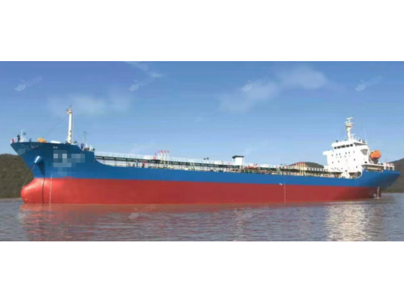 2012年建造8500吨油船出售