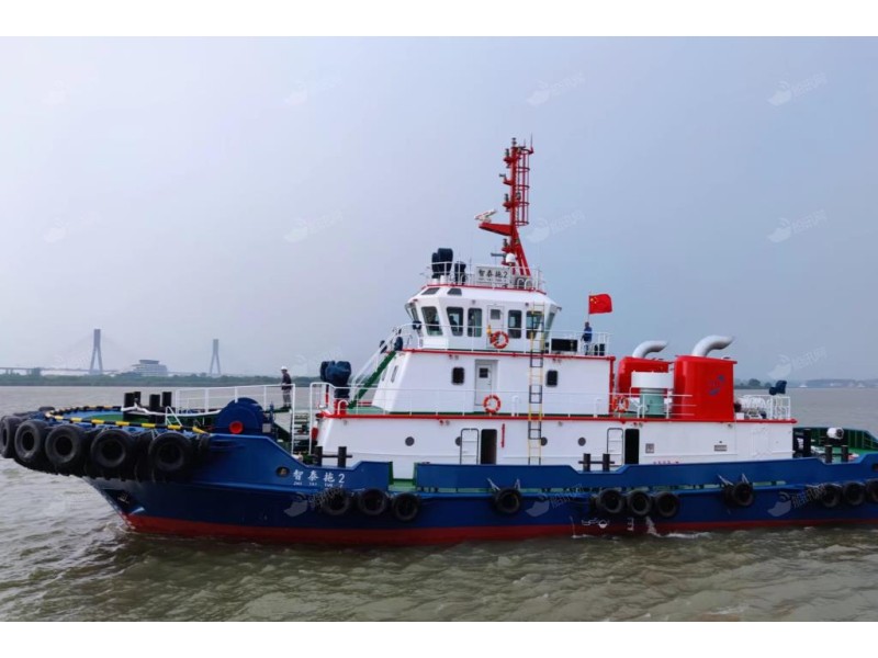 出售一条7300HP全回转拖轮