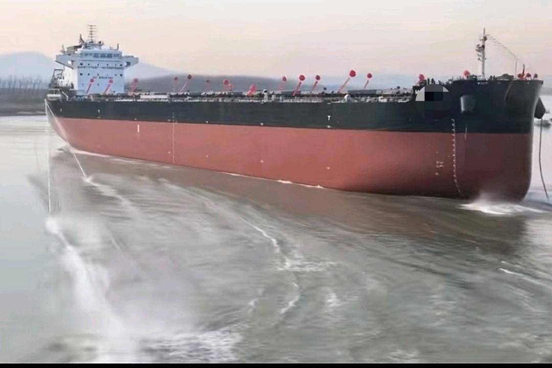 出售40000吨散货船