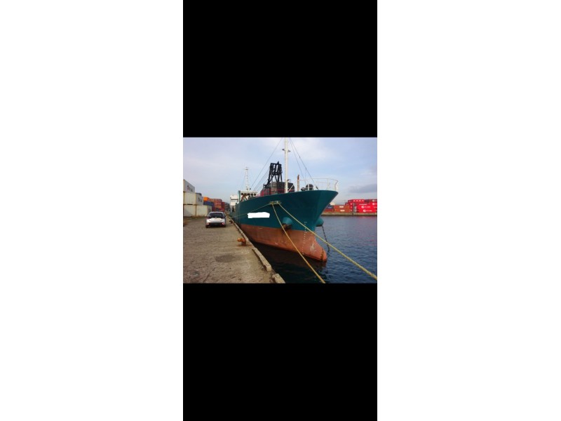 日本建造的 1300吨载重量  沿海自航挖沙船