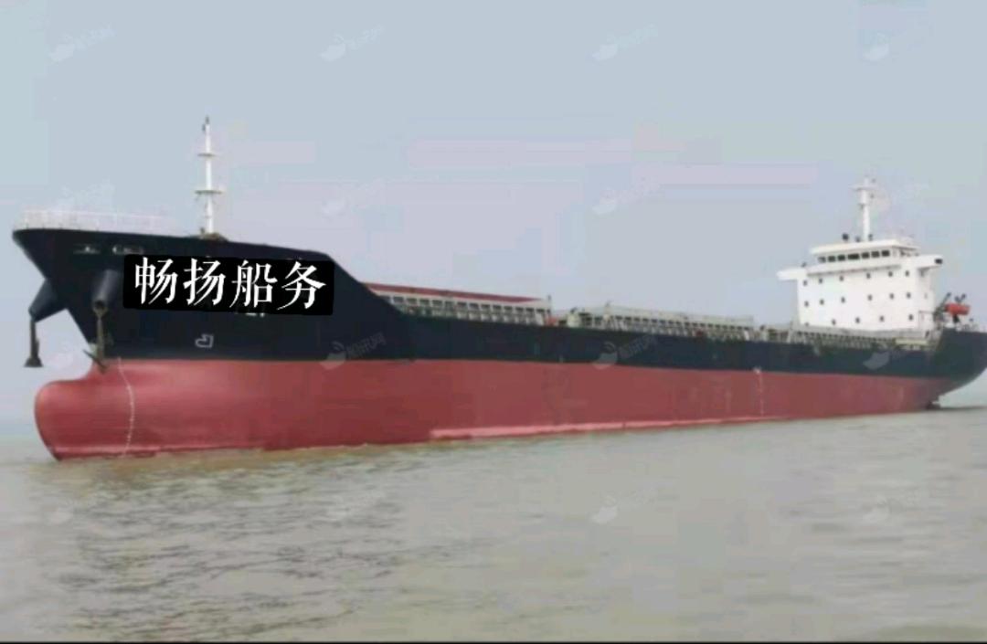 待售：13500吨外籍散货船