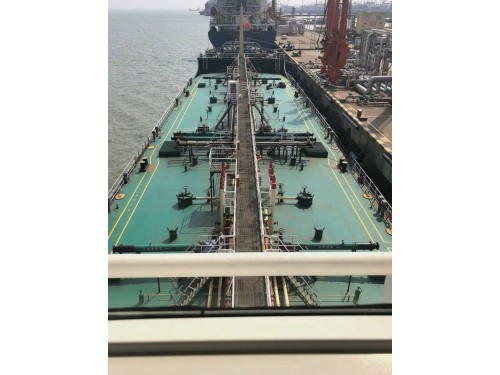 出售11000吨双壳油船(闪点< 60‘C) 建造年份:2012年 建造地址:中国图1