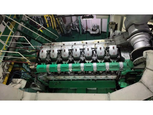 出售11000吨双壳油船(闪点< 60‘C) 建造年份:2012年 建造地址:中国图3
