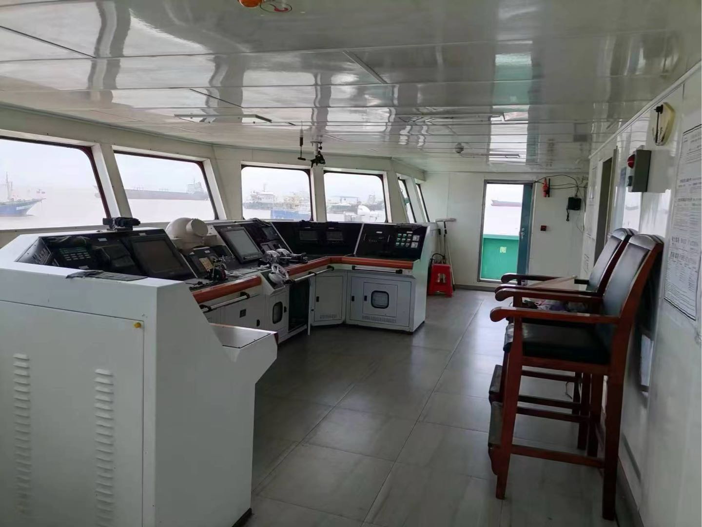 低价4500吨沿海自卸砂船 建造年份：2019年 建造地址： 中国