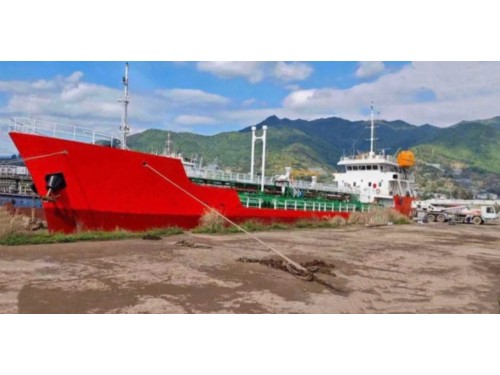 出售:1700吨双壳化学品油船 建造时间:2009年12月 建造地点:中国广东图1
