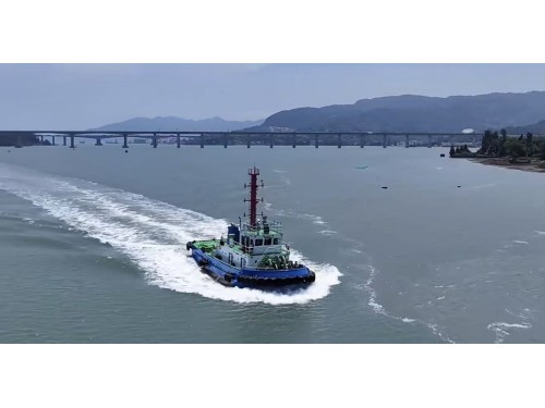 出售:2000马力全回转拖轮 全新现货 · 随时交船 • 建造:中国 福建船厂 • 船级:BV • 航区:无限航区 • 完工:2026年图3