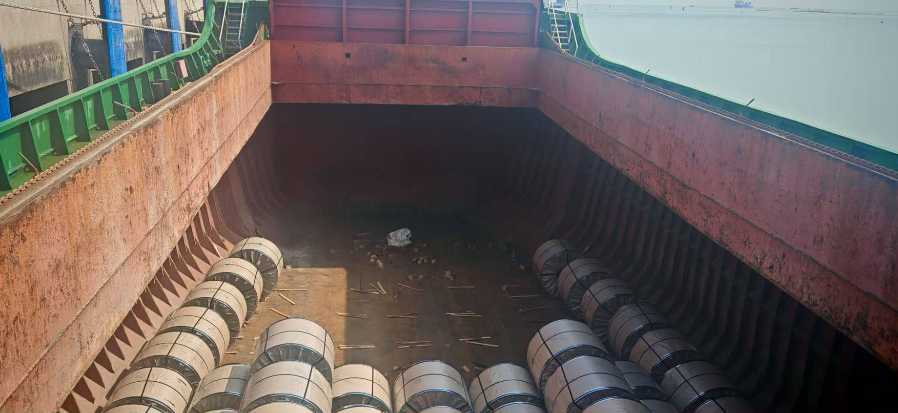 出售：5020吨散货船 建造年份：2008年 建造地址：中国 浙江