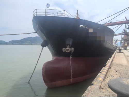 出售:10500吨近海散货船 基础信息 建造时间:2009年12月 建造地点:中国图1