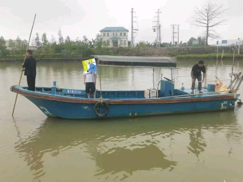 6年玻璃钢近海小船，手续干净图1