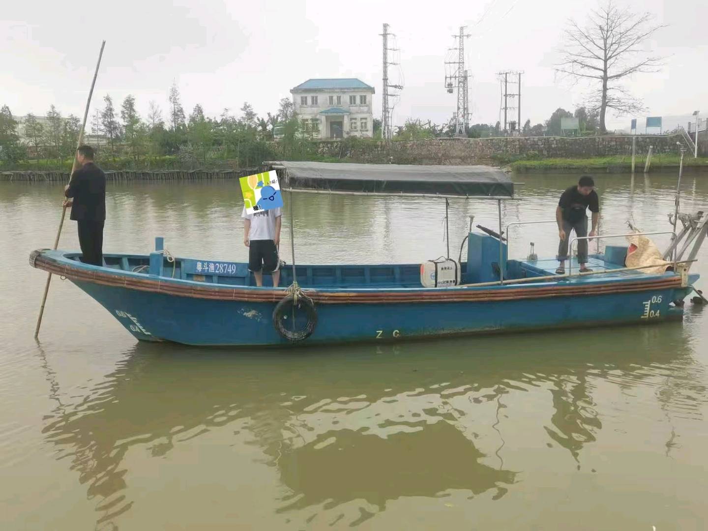 6年玻璃钢近海小船，手续干净
