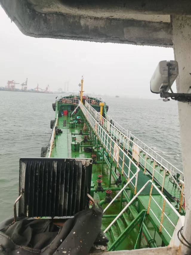 出售油污水接收船