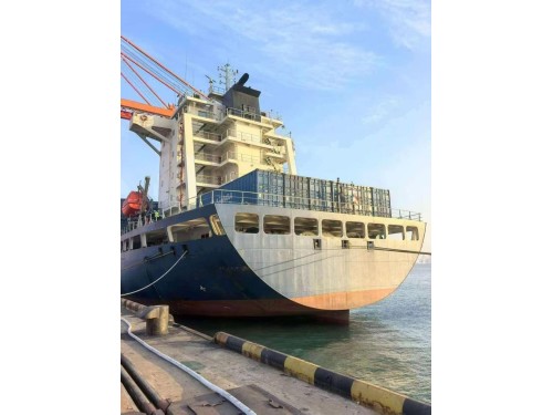 出售：23850DWT集装箱船  基础信息 • 装箱容量：1354TEU • 建造年份：2022年12月 • 建造地点：中国图3