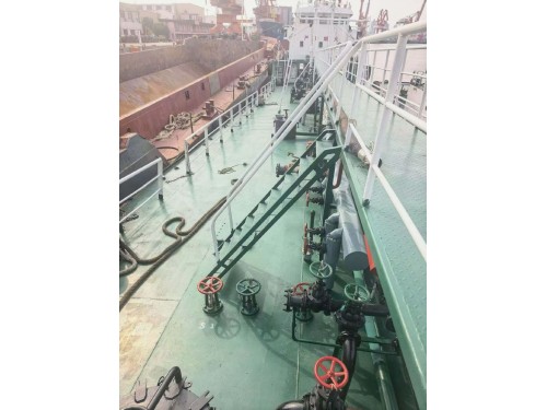 出售：1000吨沿海双壳油船  基础信息 • 建造完工：2010年11月 • 建造地址：中国江苏图4