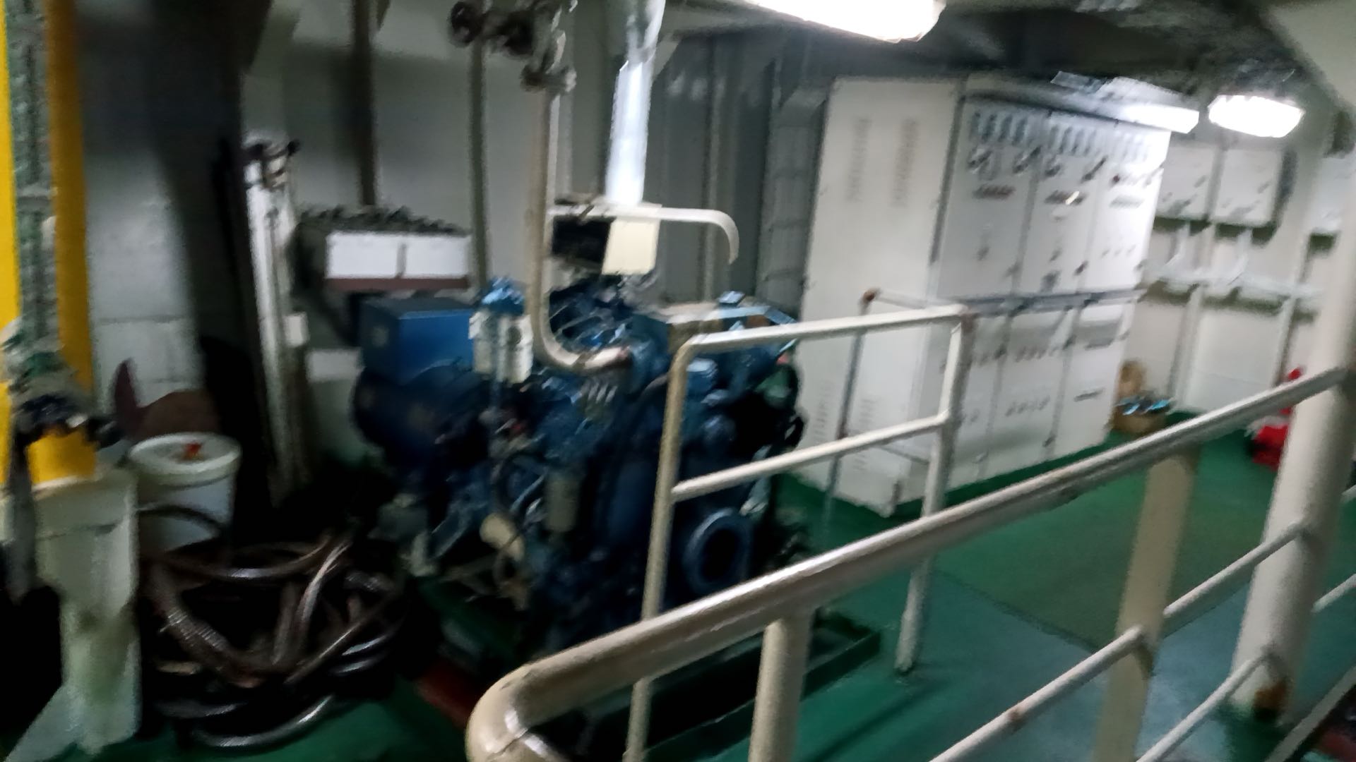 出售：实载1800吨在航散货船  基础信息 • 建造年份：2020年12月 • 建造地址：中国江苏