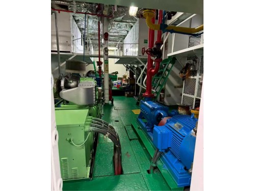 出售:3300HP三用拖轮(供应船) 基础信息 • 船舶类型:供应船 • 建造年份:2009年05月 • 建造地点:中国安徽图8