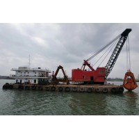 15方 抓斗挖泥船 非自航 国内CCS检验 出售2013年造