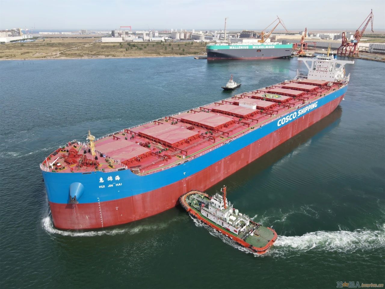 新港船舶重工21万载重吨散货船交付