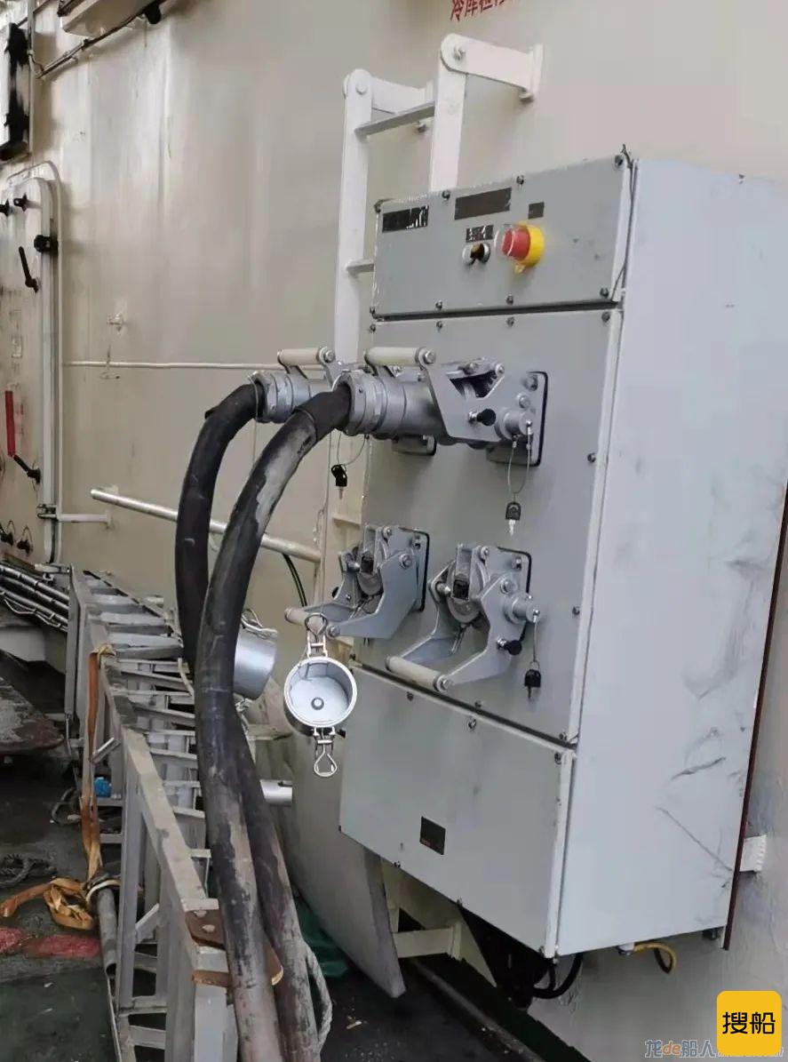 威海科技首套船舶低压岸电系统联电交付