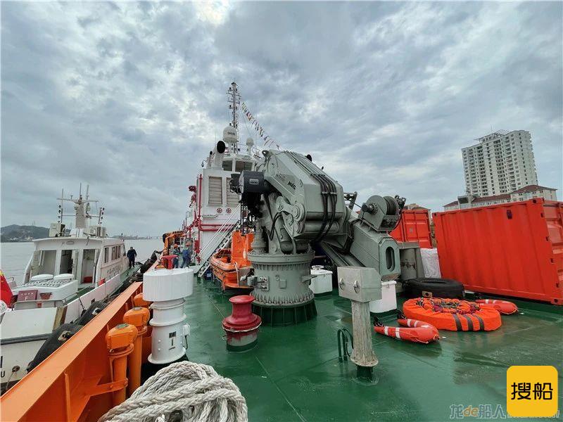 救助清污两用拖轮“台海救01”正式列编台州