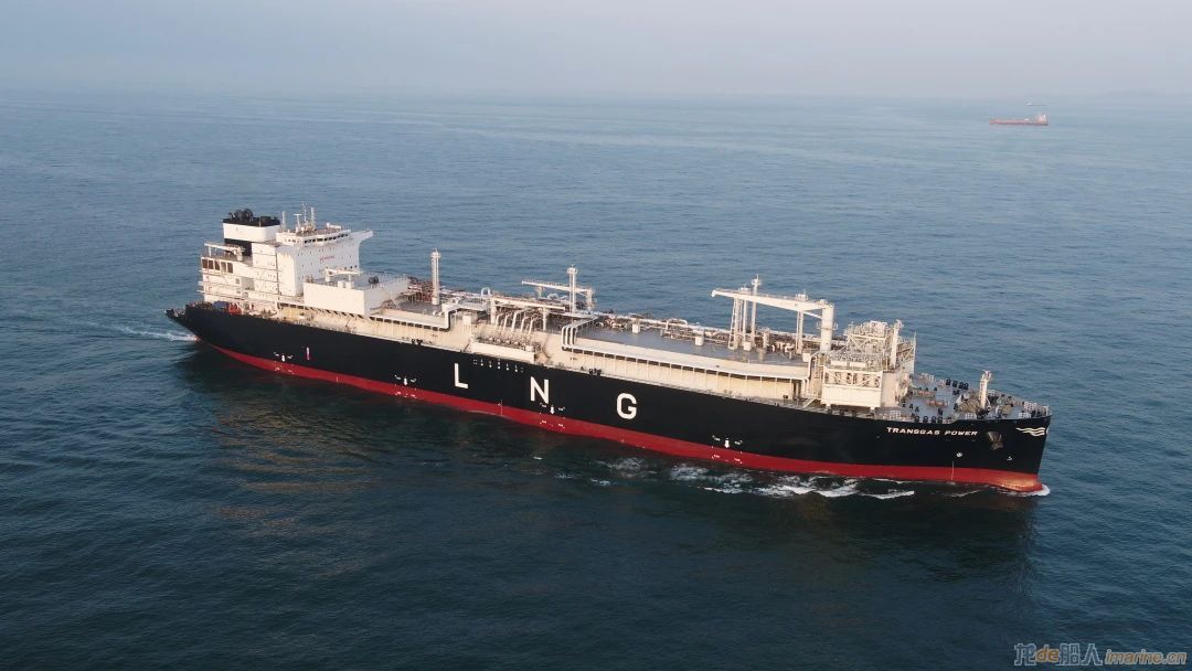 沪东中华造船造我国首艘大型LNG FSRU命名